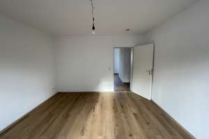 2-Zimmerwohnung im EG mit kleinem Balkon und Badewanne – Franzstr. 13, 47166 Alt-Hamborn, Duisburg – Vorschaubild 17