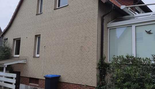 Bild von Freistehendes 2-Familienhaus ! Keller ! Garage ! Großes Grundstück