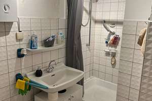 Mitten in der City von Essen - Kleines Single-Appartment neu zu vermieten! – Am Waldthausenpark 15, 45127 Stadtkern, Essen – Vorschaubild 7