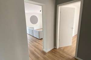2 Zimmer Wohnung mit Balkon in Berlin Prenzlauer Berg – Schliemannstraße 20, 10437 Prenzlauer Berg, Berlin – Vorschaubild 2