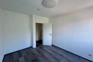 Großzügige 3-Zimmer-Wohnung mit Balkon in Wuppertal-Langerfeld – Klippe 58, 42389 Langerfeld-Beyenburg, Wuppertal – Vorschaubild 4