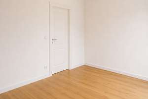 Sanierte Altbauwohnung + Balkon im 1 OG - Theaterwall Braunschweig – Die vollständige Adresse der Immobilie erhältst du vom Anbieter., 38100 Innenstadt, Braunschweig – Vorschaubild 4