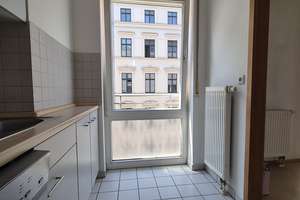 Wertstabile gut ausgestattete Maisonette mit zwei Balkonen, Aufzug und Stellplatz in Citylage – Pfaffendorfer Straße 20, 4105 Zentrum-Nord, Leipzig – Vorschaubild 3