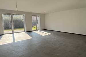 KFW Förderfähig Großes Reihenmittelhaus in der Lagerstraße in Oldenburg mit Wärmepumpe und Carport! – Lagerstraße 60 d, 26125 Oldenburg (Oldenburg) – Vorschaubild 4