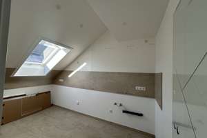 Exklusive Maisonette-Wohnung mit großer Terrasse in Degerloch – Die vollständige Adresse der Immobilie erhältst du vom Anbieter., 70597 Degerloch (Ortsteil), Stuttgart – Vorschaubild 17