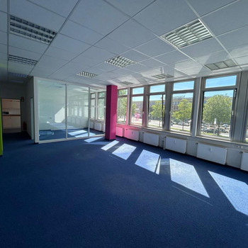 Top angebundene Bürofläche direkt am HBF | sofort verfügbar | RUHR REAL