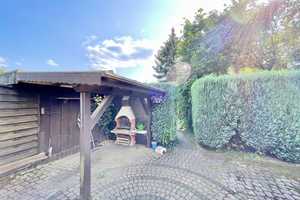 **Geräumiges Ein-/Zweifamilienhaus mit Garagen, Carport und großem Grundstück in Weitefeld** – Altenkirchen (Westerwald) (Kreis) – Vorschaubild 8