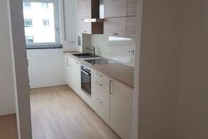 Schöne 2-Zimmer-Wohnung mit Balkon und Einbauküche  an der S-8 Johanneskirchen