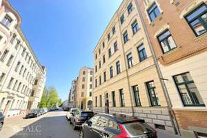 Property thumbnail 8