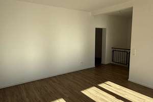 4 Zimmer-Wohnung mit Garten und Garage in Duisburg-Huckingen – Raiffeisenstraße  50, 47259 Huckingen, Duisburg – Vorschaubild 3