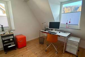 Modern möblierte 1-Zimmer CoLiving Dachgeschosswohnung in Bonn-Oberkassel – Die vollständige Adresse der Immobilie erhältst du vom Anbieter., 53227 Oberkassel, Bonn – Vorschaubild 3