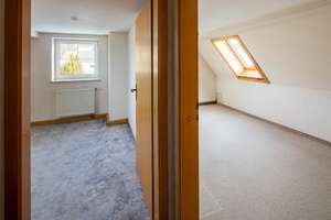 Familienfreundliches Einfamilienhaus mit Kamin, Doppelgarage und großem Garten – Die vollständige Adresse der Immobilie erhältst du vom Anbieter., 89312 Günzburg – Vorschaubild 27