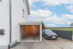 Unverbauter Blick & sofort bezugsfrei! Hochmoderne Doppelhaushälfte in Massivbauweise mit PV-Anlage! – Ebersberg (Kreis) – Vorschaubild 12