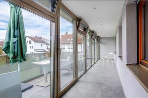 Möbliert: Ruhige 3-Zimmer Wohnung mit Wintergarten und Balkon  – Die vollständige Adresse der Immobilie erhältst du vom Anbieter., 81476 Forstenried, München – Vorschaubild 17