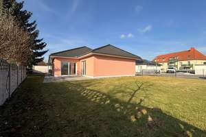 Einziehen und genießen! Stilvoller Wohlfühl- Bungalow mit Sonnenterrasse, Garten und Energieklasse A – Bachstraße 6b, 6766 Bitterfeld-Wolfen – Vorschaubild 28