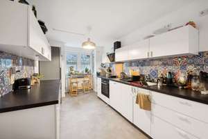 Property thumbnail 6