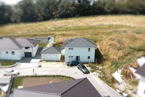 Eleganz und Funktionalität: Ihr neuwertiges Traumhaus in Beutelsbach wartet auf Sie!  – Passau (Kreis) – Vorschaubild 4