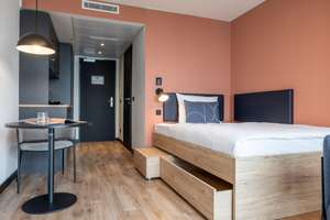 The Base Munich - möbliertes Apartment im Bender Campus - Nähe BMW – Schätzweg 1-3, 80935 Lerchenau-Ost, München – Vorschaubild 15