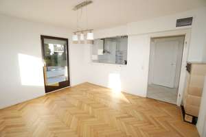 Einfamilienhaus - Altbau - mit schönem Garten in ruhiger Wohnlage von Leonberg-Eltingen – Die vollständige Adresse der Immobilie erhältst du vom Anbieter., 71229 Leonberg – Vorschaubild 8