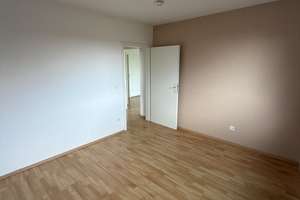 Gepflegte  2-Zimmerwohnung mit separater Küche und Balkon - 6913302 – Servatiusstraße 69, 51109 Ostheim, Köln – Vorschaubild 8
