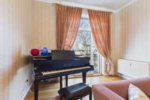 Stilvolle 4-Zimmer-Altbauwohnung mit zwei Balkonen, Aufzug und außergewöhnlichem Raumgefühl – Die vollständige Adresse der Immobilie erhältst du vom Anbieter., 76185 Weststadt, Karlsruhe – Vorschaubild 7