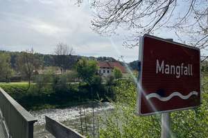 Attraktive, großzügige Doppelhaushälfte in Westerham
- Idyllische Wohnlage an der Mangfall – Die vollständige Adresse der Immobilie erhältst du vom Anbieter., 83620 Feldkirchen-Westerham – Vorschaubild 49