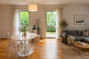 Neuwertige Vierzimmerwohnung mit Terrasse, Küche und Stellplatz in Wiesbaden-Rheingauviertel – Die vollständige Adresse der Immobilie erhältst du vom Anbieter., 65197 Rheingauviertel / Hollerborn, Wiesbaden – Vorschaubild 2