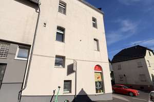 4 Familienhaus in Wi-Dotzheim/ Kapitalanlage und Selbstnutzung möglich. – Die vollständige Adresse der Immobilie erhältst du vom Anbieter., 65197 Dotzheim, Wiesbaden – Vorschaubild 2