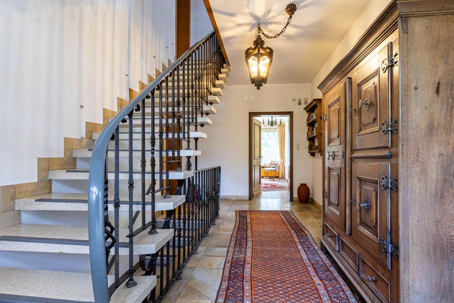 Immobilie in Olsberg - Grenzenlose Möglichkeiten: Ihr Raum und ein parkähnlicher Garten - Bild 4