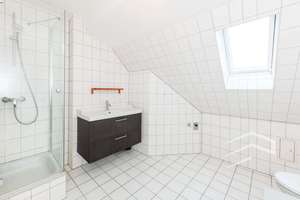3D Tour: Urbanes Refugium im Hinterhaus-Idyll - Urban Sanctuary in a Quiet Courtyard Setting – Die vollständige Adresse der Immobilie erhältst du vom Anbieter., 12047 Neukölln (Ortsteil), Berlin – Vorschaubild 13