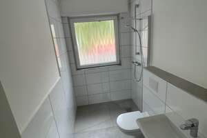 Alltagstaugliche 2-Zimmer-Wohnung mit Balkon in Essen – Bochumer Landstraße 150, 45276 Freisenbruch, Essen – Vorschaubild 2