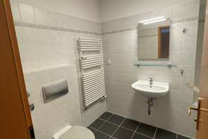 Schöne 2-Zimmer Dachgeschosswohnung in Niederschönhausen (Pankow) – Schillerstraße 12a, 13156 Niederschönhausen, Berlin – Vorschaubild 9