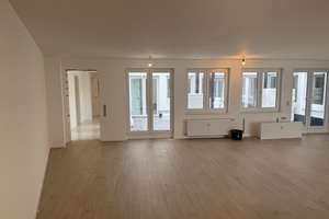 Großzügige Haus-in-Haus-Wohnung mit 328 m², eigenem Eingang und Tiefgarage in Düsseldorf – Klosterstraße 58b, 40211 Stadtmitte, Düsseldorf – Vorschaubild 15
