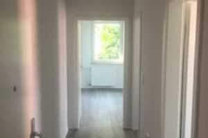 **Gemütliche und renovierte 2-Zimmer Wohnung wartet auf Sie!** – Siegfriedstraße 16, 47137 Duisburg – Vorschaubild 3