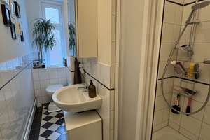 Für 6 Monate befristet & möbliert: 2-Zimmer-Altbauwohnung in Ottensen ab 1.06 oder 15.06 – Die vollständige Adresse der Immobilie erhältst du vom Anbieter., 22765 Ottensen, Hamburg – Vorschaubild 11