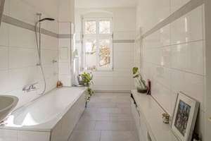 Schöne hochwertig möblierte Altbauwohnung mit Balkon – Bouchéstraße 81, 12435 Alt-Treptow, Berlin – Vorschaubild 8