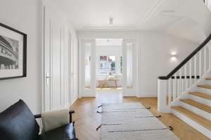 CHARMANTES TRAUMHAUS IN RUHIGER BESTLAGE! – Die vollständige Adresse der Immobilie erhältst du vom Anbieter., 81925 Herzogpark, München – Vorschaubild 9