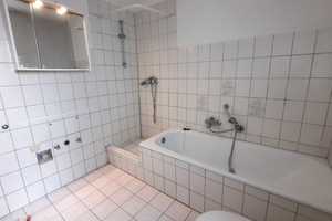 Familienfreundliches 3-Parteienhaus - Grosses Gartengrundstück – Kaiserslautern (Kreis) – Vorschaubild 8