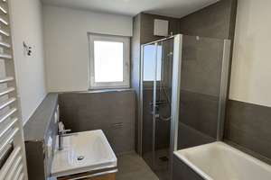 Erstbezug | 3,5-Zimmer | über den Dächern | Einbauküche | Balkon | Einzelgarage | KFW55 | ER-Zentrum – Anton-Bruckner-Straße 10, 91052 Röthelheim, Erlangen – Vorschaubild 26