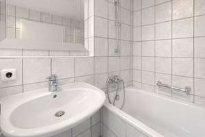 Appartement mit Dachterrasse in Englschalking-Bogenhausen – Die vollständige Adresse der Immobilie erhältst du vom Anbieter., 81927 Johanneskirchen, München – Vorschaubild 9