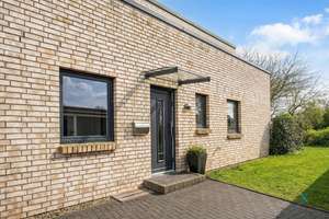 Modern, energieeffizient und mit Dachterrasse: Doppelhaushälfte in Harrislee – Die vollständige Adresse der Immobilie erhältst du vom Anbieter., 24955 Harrislee – Vorschaubild 5