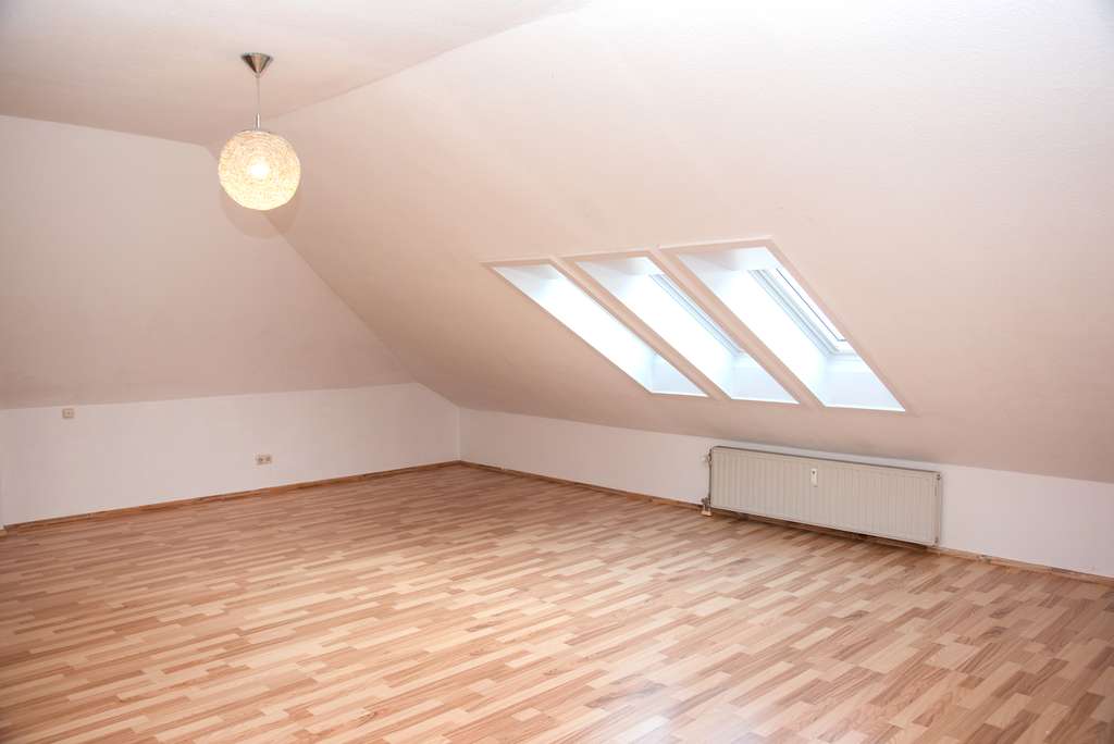 Immobilie in Maintal - Penthouse Etage in top gepflegter Anlage - Bild 3