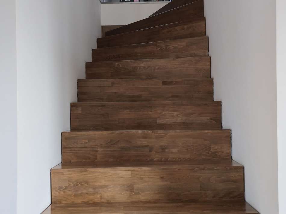 Treppe zum Dachstudio...