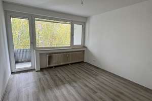 top Lage! 3-Zimmer mit Balkon – Inrather Str. 570, 47803 Inrath/Kliedbruch, Krefeld – Vorschaubild 3