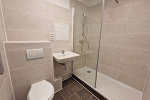 *Bezugsfertig ab 01.05.2026* - 3 Zimmer-Wohntraum mit Balkon & Bad mit großer Dusche in der 1. Etage