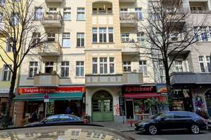 Berlin Friedrichshain: 3 - Zimmer - Altbauwohnung mit Balkon – Die vollständige Adresse der Immobilie erhältst du vom Anbieter., 10245 Friedrichshain, Berlin – Vorschaubild 5