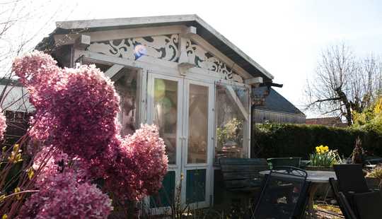 Bild von Verwunschener Garten und Gemäuer mit Charme: DHH mit Platz und Potenzial