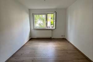 Helle 3-Zimmer-Wohnung mit Balkon in Stuttgart-Ost – Die vollständige Adresse der Immobilie erhältst du vom Anbieter., 70186 Gaisburg, Stuttgart – Vorschaubild 4