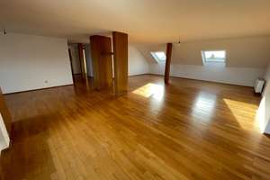 Helle Dachgeschosswohnung mit Balkon in Mannheim Neckarau – Friedrichstraße 21, 68199 Neckarau, Mannheim – Vorschaubild 4