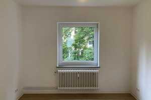 Charmante 2-Zimmer-Wohnung mit Tageslichtbad zum 01.09! – Wörther Str. 10, 27570 Bremerhaven – Vorschaubild 2